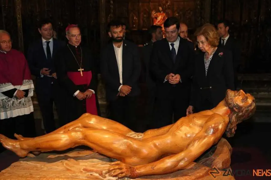 La Reina Doña Sofía en Zamora _3