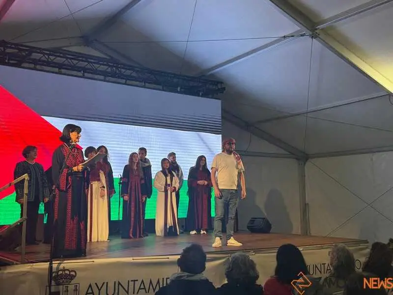 desfile trajes tradicionales de Palestina _8