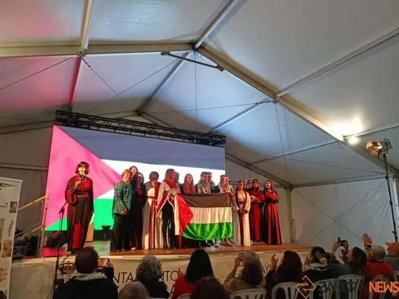 desfile trajes tradicionales de Palestina _15