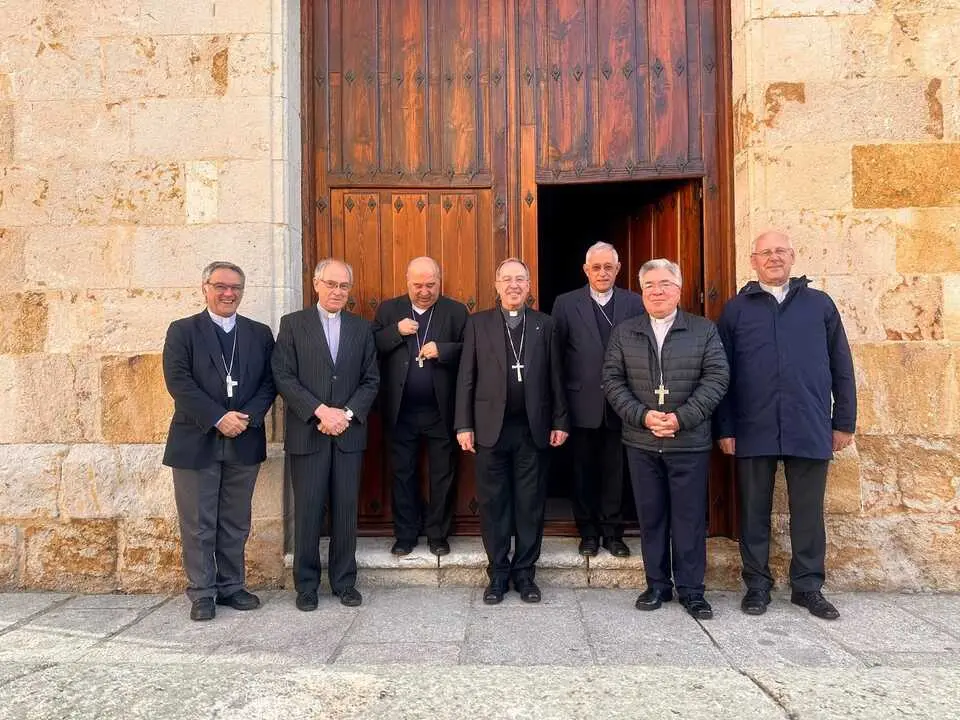 Obispos de Portugal visitan las Edades del Hombre en Zamora