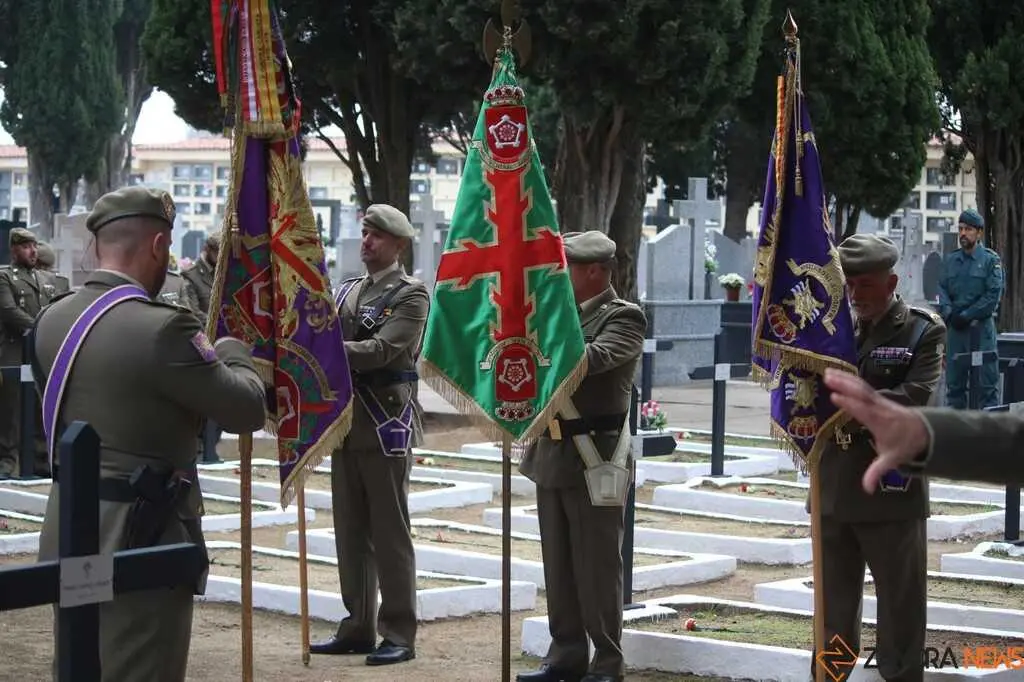 Homenaje a los militares fallecidos 