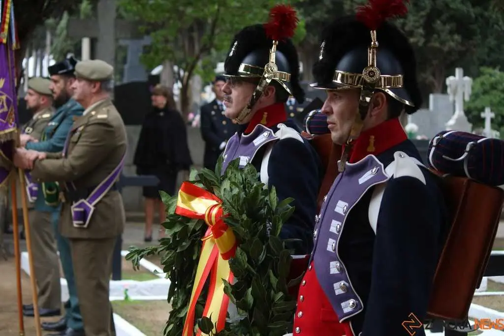 Homenaje a los militares fallecidos _2
