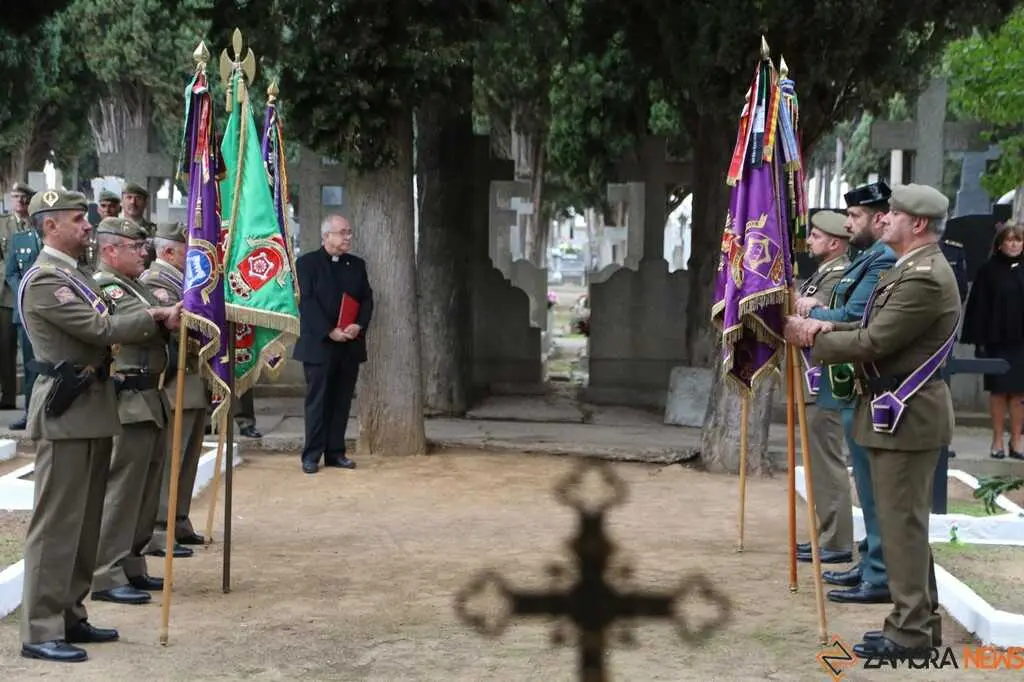 Homenaje a los militares fallecidos _7