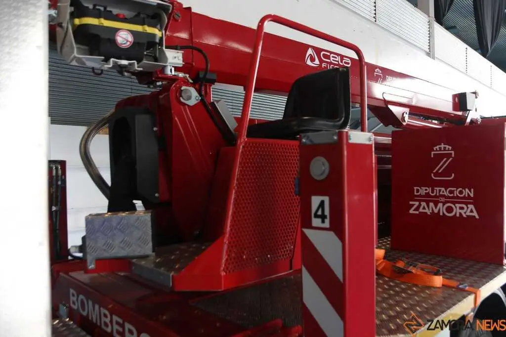 Nuevos vehículos servicio provincial de bomberos de Zamora _4