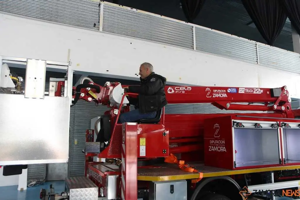 Nuevos vehículos servicio provincial de bomberos de Zamora _14