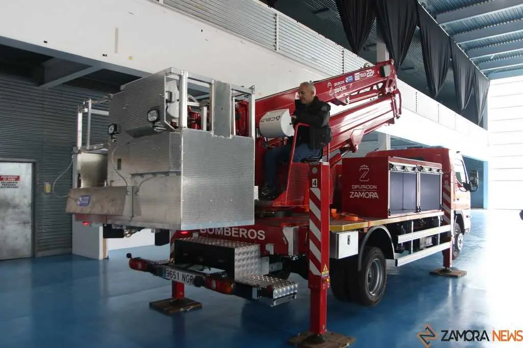 Nuevos vehículos servicio provincial de bomberos de Zamora _18