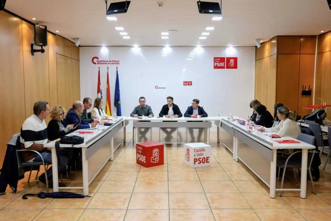 Reunión PSOE con sindicatos