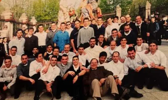 Foto de los hermanos del paso, que aparece en el documental