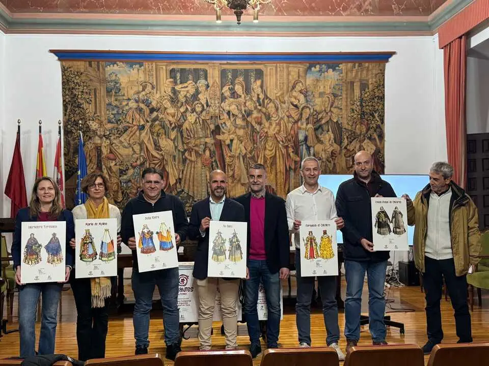 Presentación creación Comparsa en el Ayuntamiento de Toro