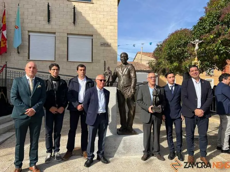 Coreses inaugura la estatua de hijo predilecto, Ramón Álvarez_3