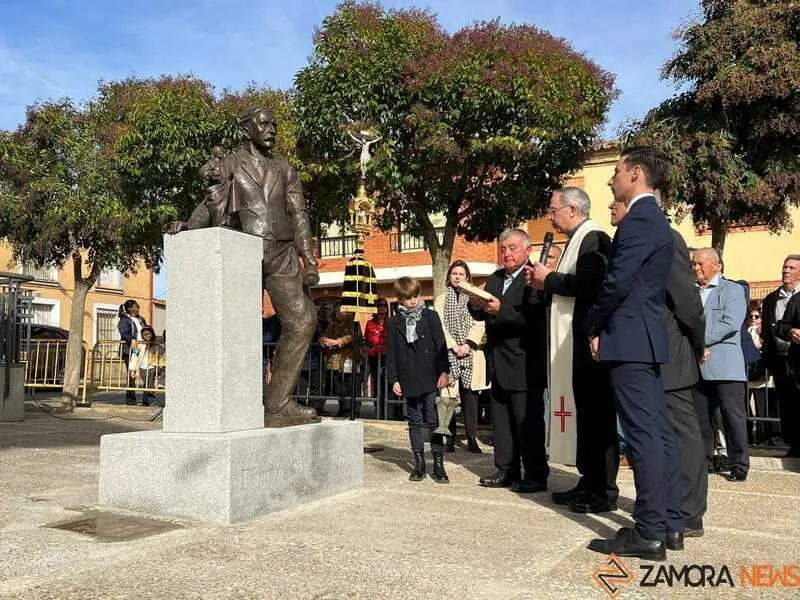 Coreses inaugura la estatua de hijo predilecto, Ramón Álvarez_14