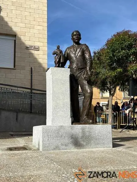 Coreses inaugura la estatua de hijo predilecto, Ramón Álvarez_16