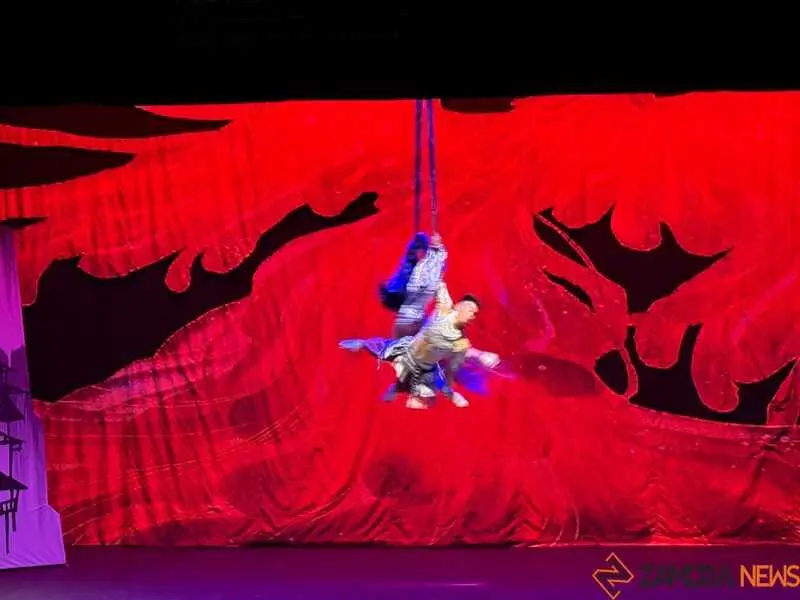  Gran Circo Acrobático de China_12