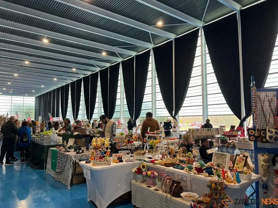 Mercado de Artesan&iacute;a y Alimentaci&oacute;n _9