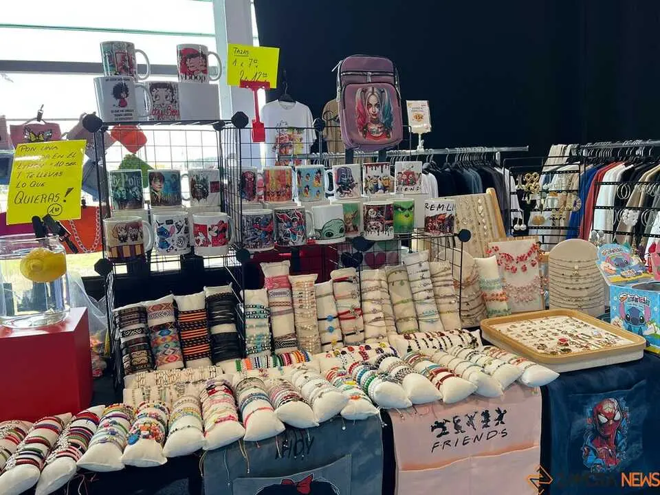 Mercado de Artesan&iacute;a y Alimentaci&oacute;n _19