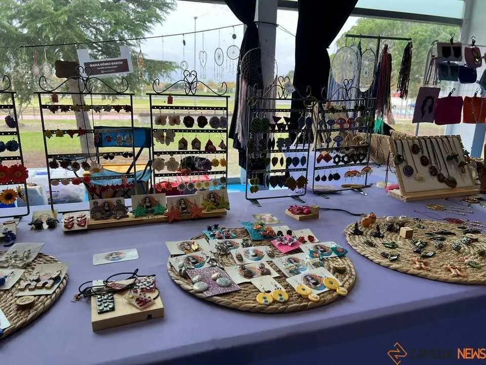 Mercado de Artesan&iacute;a y Alimentaci&oacute;n _21