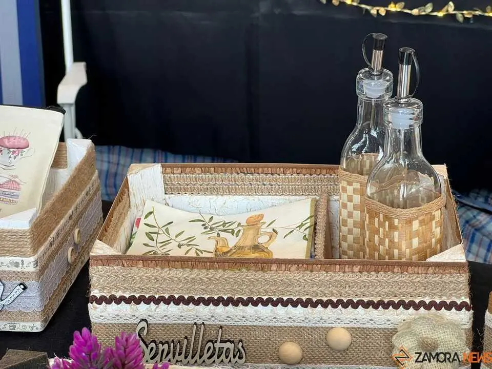 Mercado de Artesan&iacute;a y Alimentaci&oacute;n _25