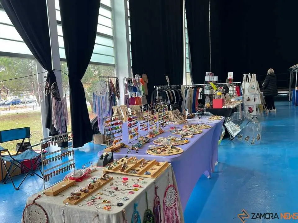 Mercado de Artesan&iacute;a y Alimentaci&oacute;n _27