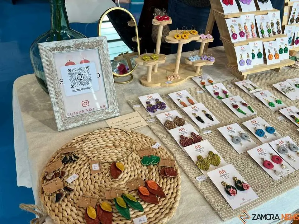 Mercado de Artesan&iacute;a y Alimentaci&oacute;n _30