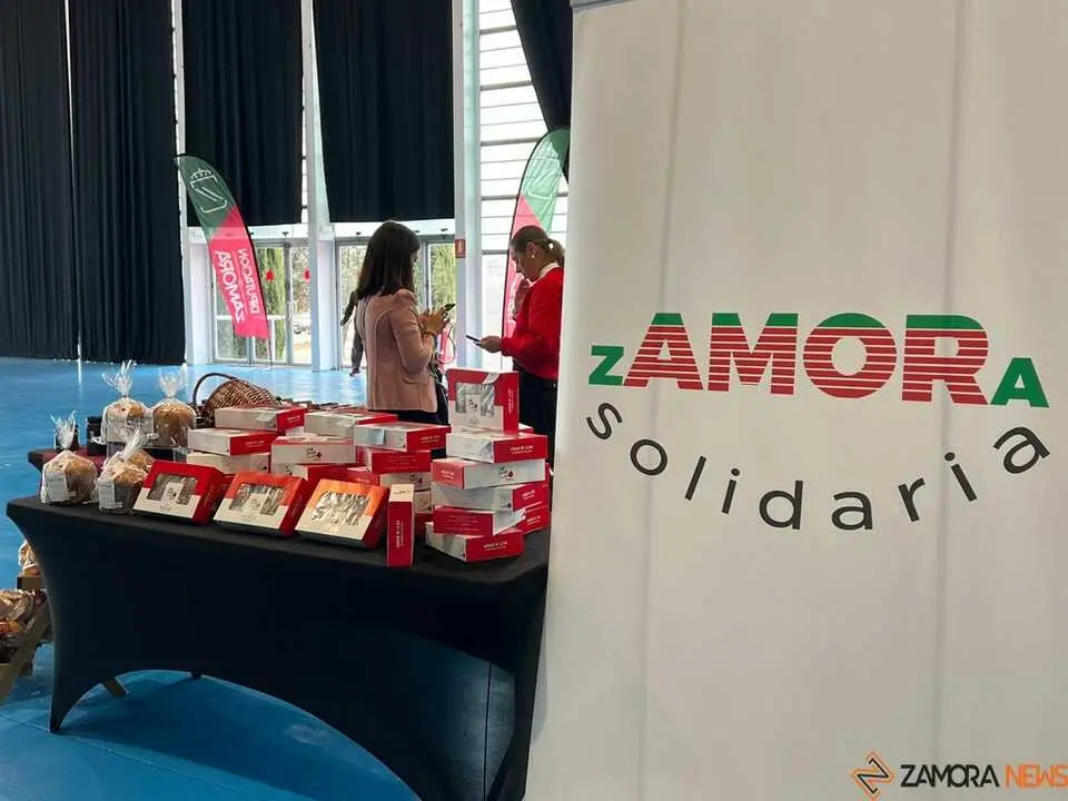 Mercado de Artesan&iacute;a y Alimentaci&oacute;n _41