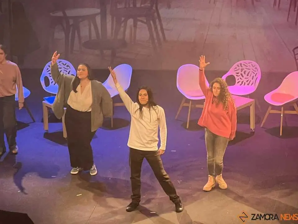 Más allá, el musical _5