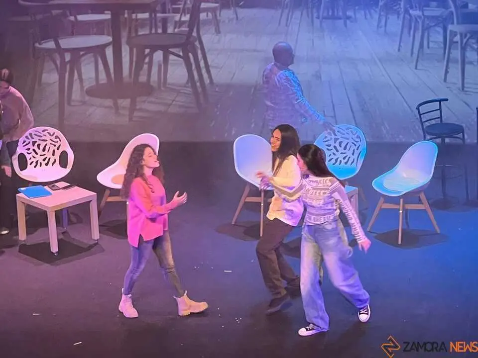 Más allá, el musical _9