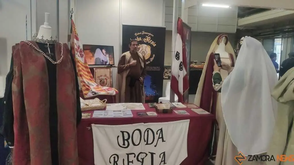 Gran ambiente en INTUR Domingo 