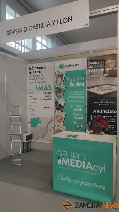 Gran ambiente en INTUR Domingo _19