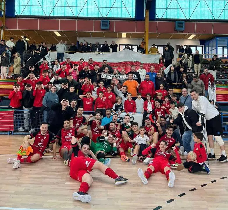 River Zamora FS victoria ante el Salamanca FS en el Ángel Nieto
