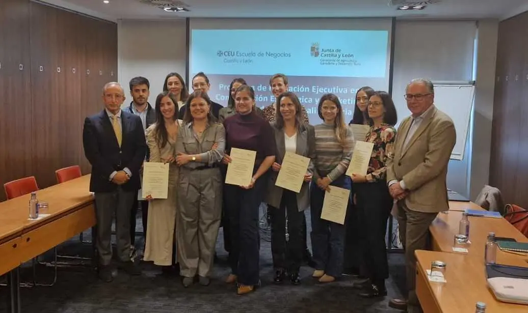 Clausura curso de formación en marketing y comunicación