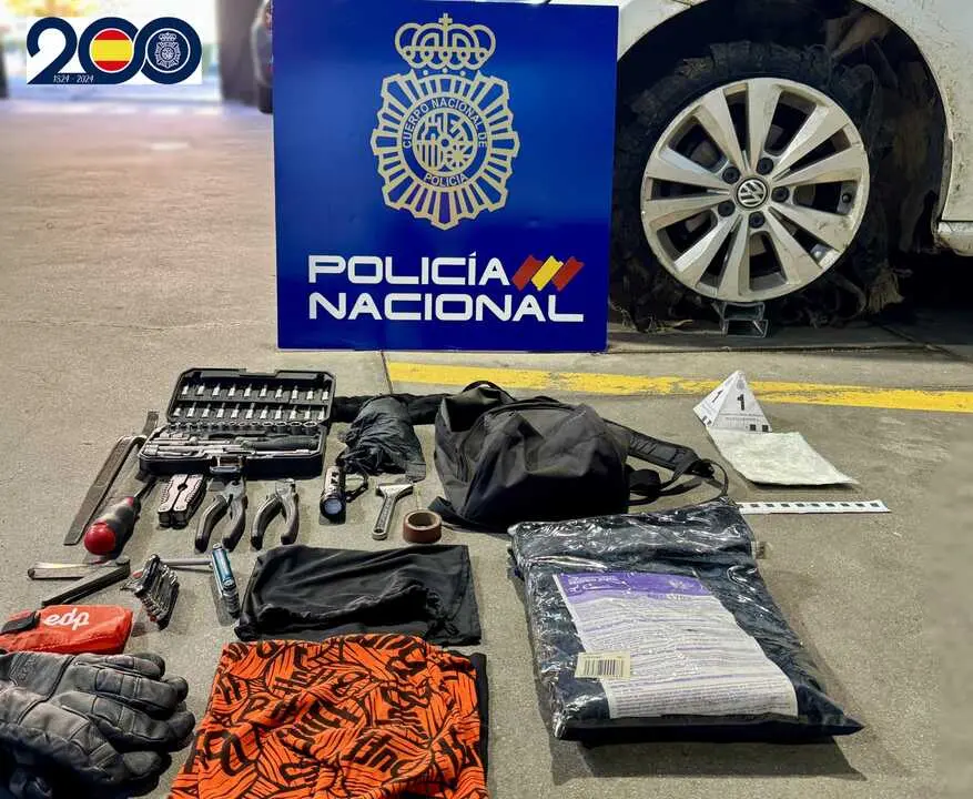 diferentes elementos robados