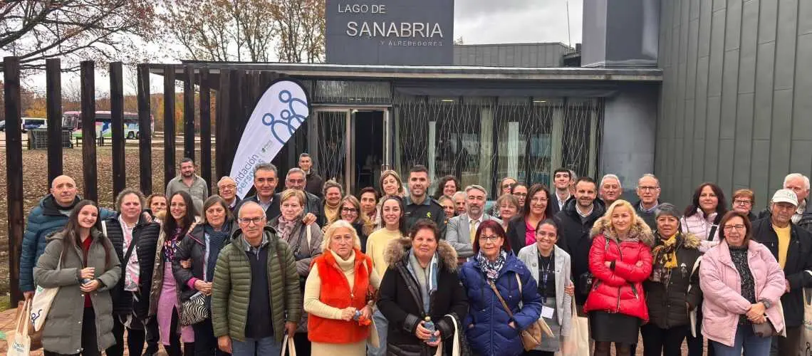 Foto de familia de los participantes en la jornada en Sanabria