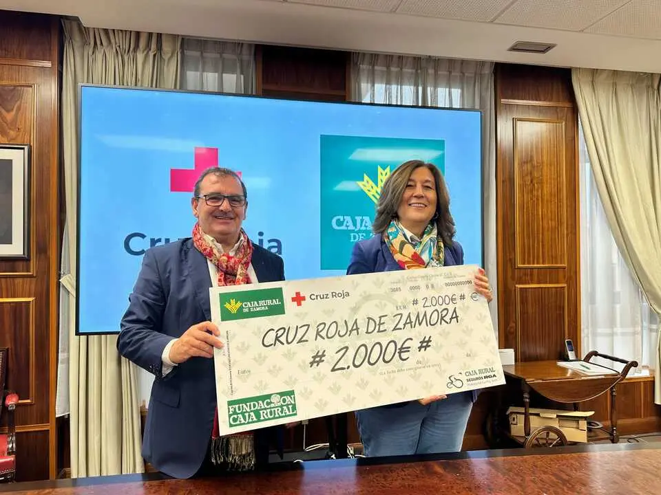 Cheque Dia Solidario Caja Rural y Cruz Roja Zamora