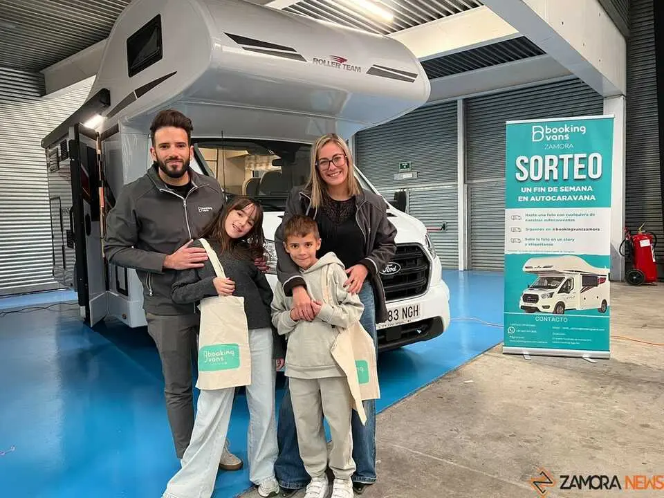 BookingVans Feria del Automovil de Zamora_2