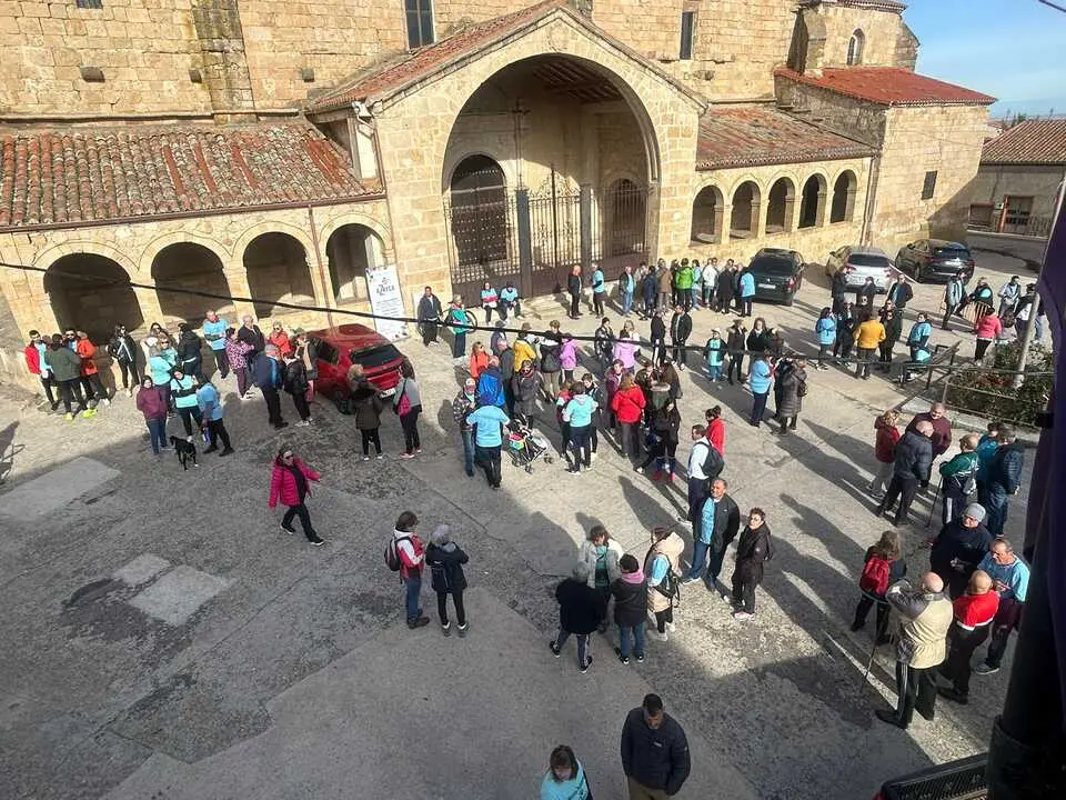marcha solidaria en Corrales del Vino  (3)