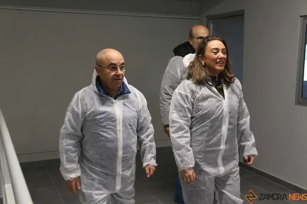  María González Corral visita Vicente Pastor _9