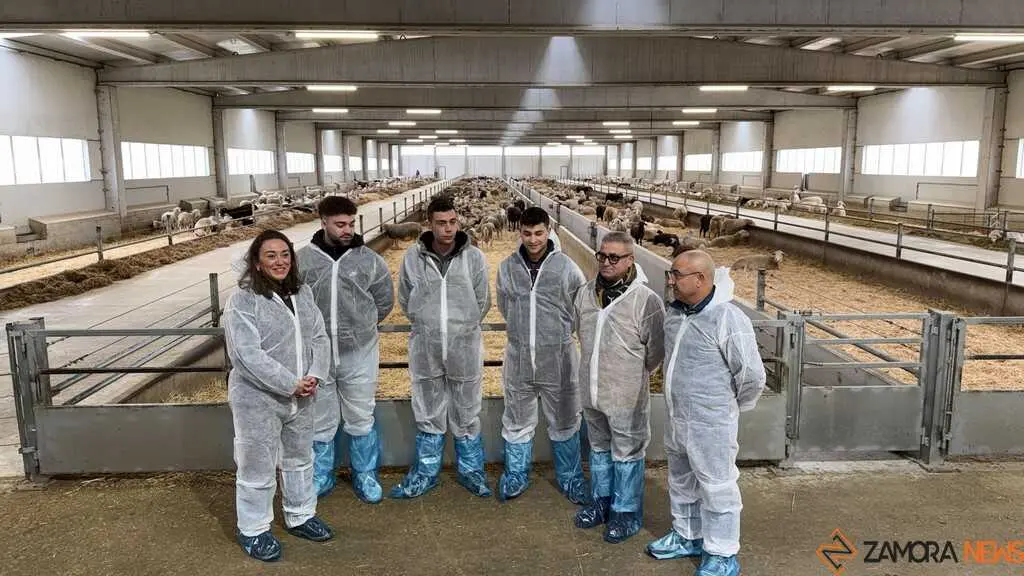  María González Corral visita Vicente Pastor _31