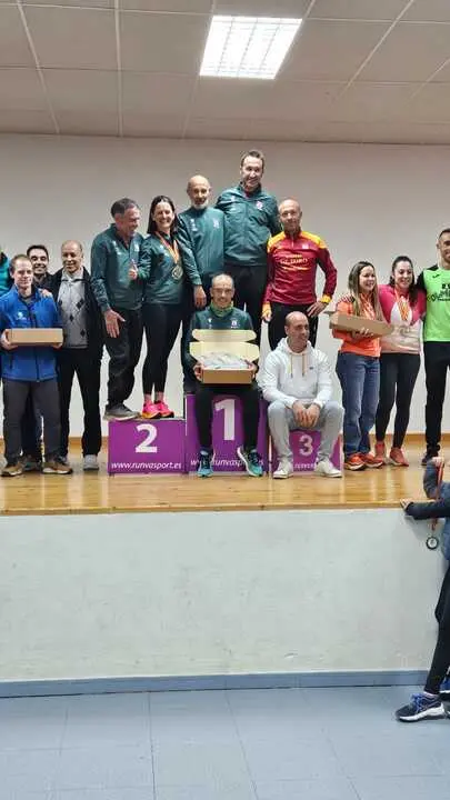 Vino Toro caja rural