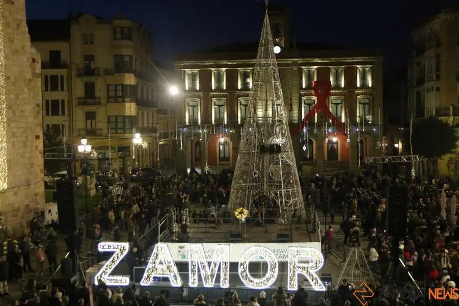 encendido de luces en Zamora_6