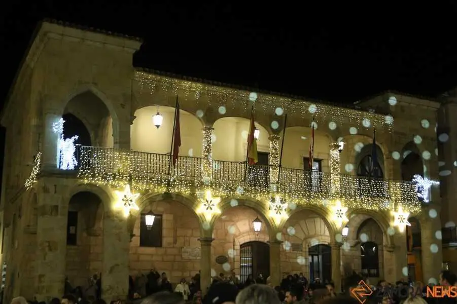 encendido de luces en Zamora_16