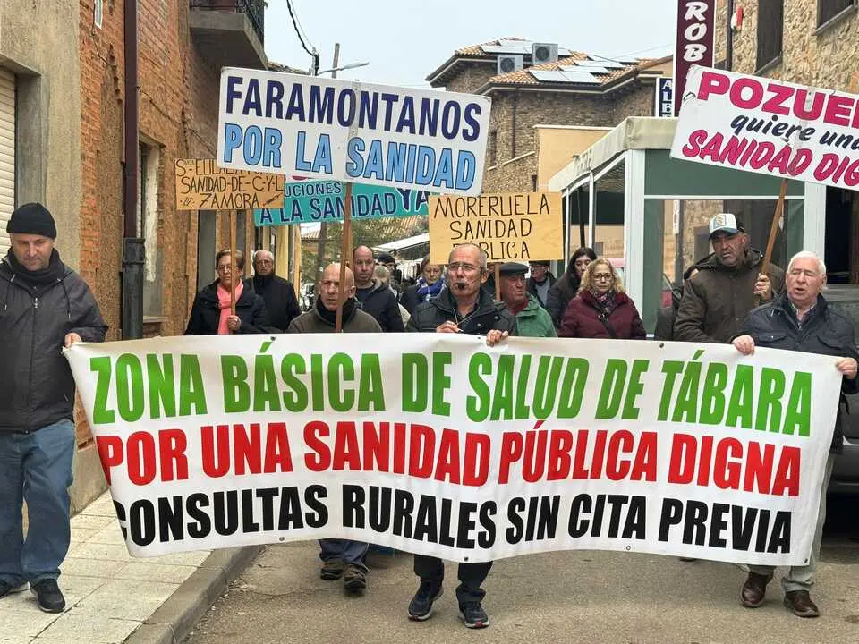 Concentración por la Sanidad Pública en Tábara