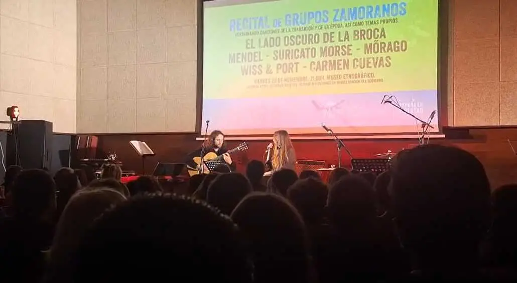 Recital grupos zamoranos 50 años de democracia