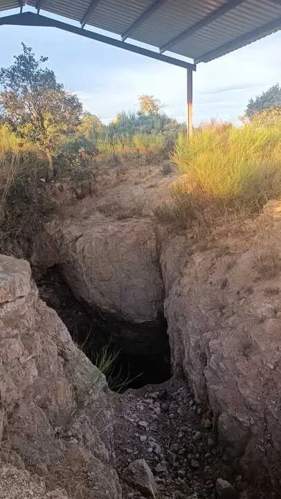 fbf81180-3dca-4e56-becc-ffc85db61777