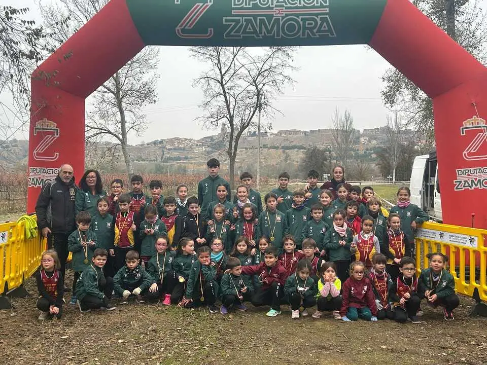 Juegos Escolares campo a través de Toro - imagen redes sociales