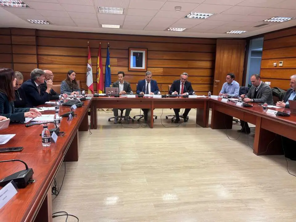 Reunión de la Mesa de las Telecomunicaciones