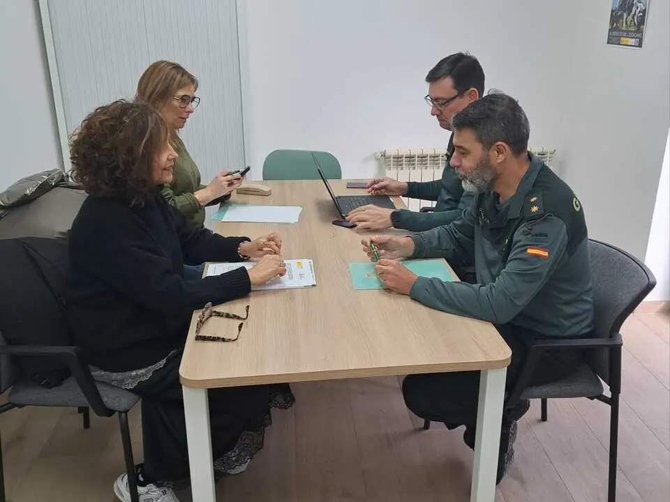 Guardia Civil y AECC Zamora