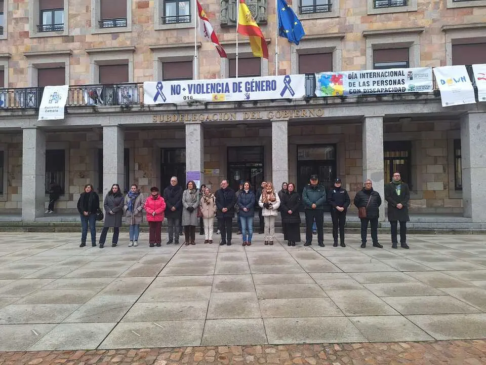 Minuto de silencio por una nueva víctima de violencia machista