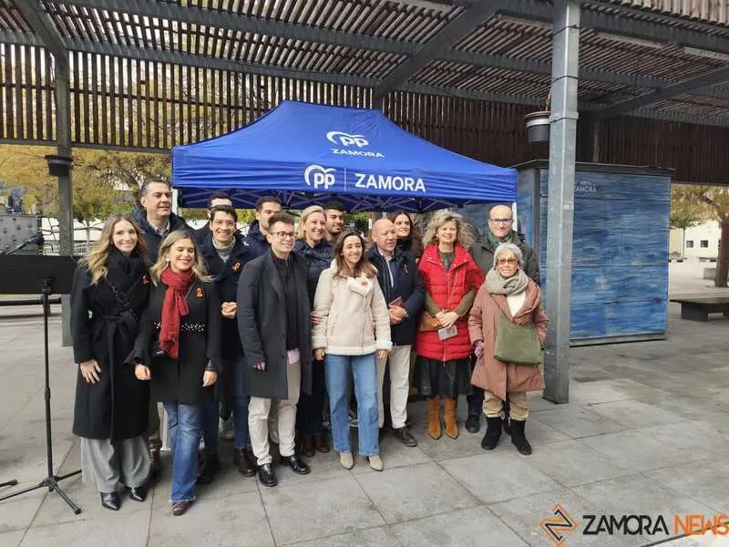 Nuevas Generaciones del Partido Popular de Zamora celebra el Día de la Constitución 