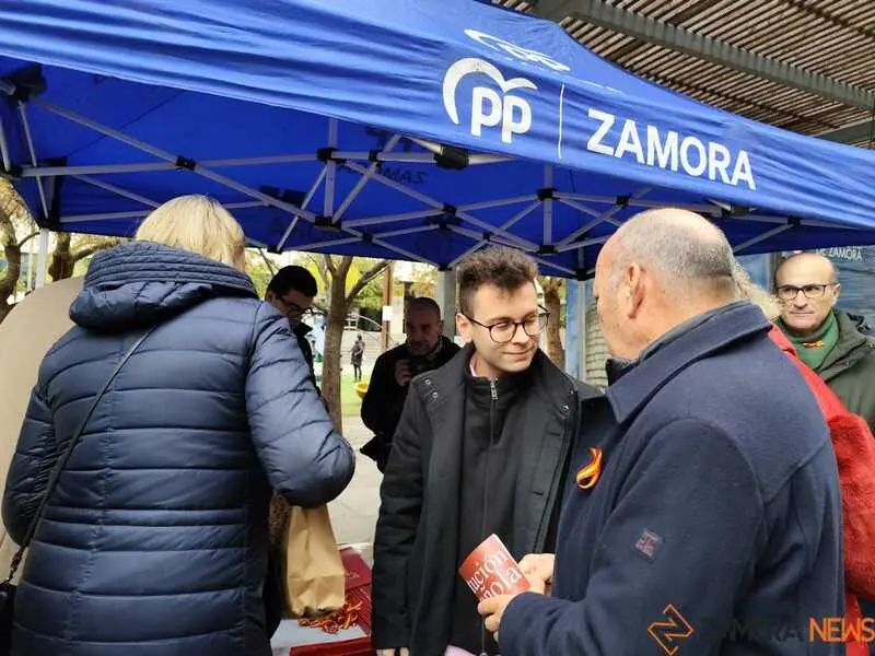 Nuevas Generaciones del Partido Popular de Zamora celebra el Día de la Constitución _13