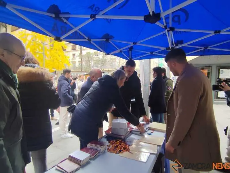 Nuevas Generaciones del Partido Popular de Zamora celebra el Día de la Constitución _21